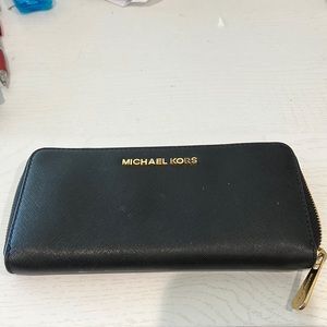 Large Michael Kors Wallet